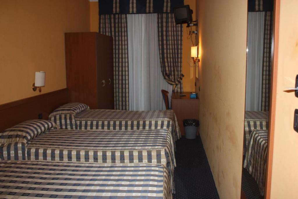 Hotel Tre Denti Cantalupa Phòng bức ảnh