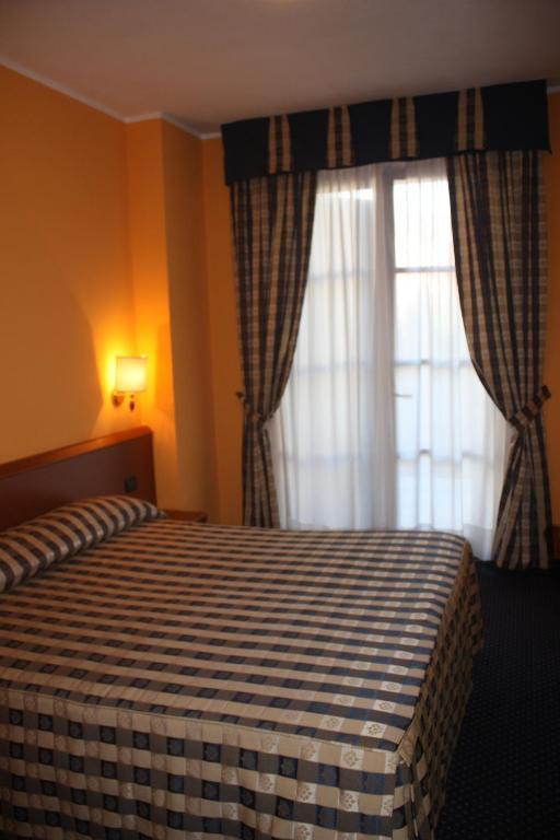 Hotel Tre Denti Cantalupa Phòng bức ảnh